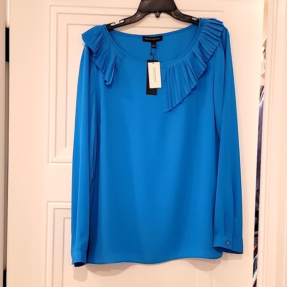 Banana Republic blouse